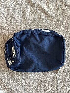 Lesportsac Navy Men's Toiletry Pouch